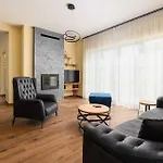 Ferienhaus Luxurious In